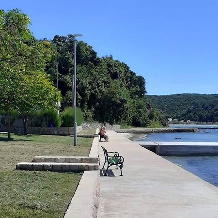 Apartments By The Sea Kampor, Rab - 4986 المظهر الخارجي الصورة