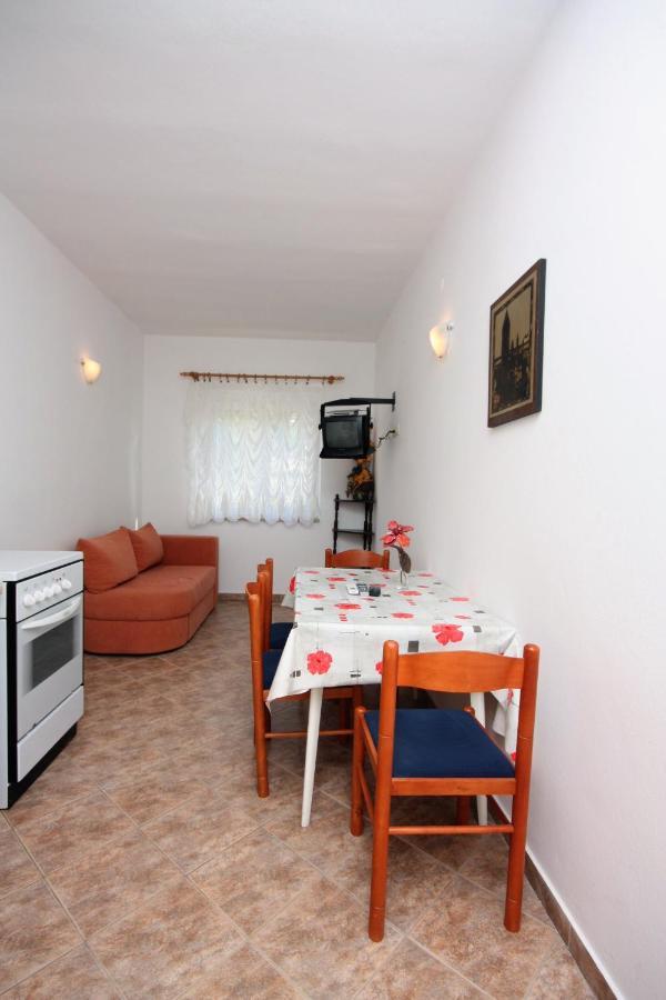 Apartments By The Sea Kampor, Rab - 4986 المظهر الخارجي الصورة