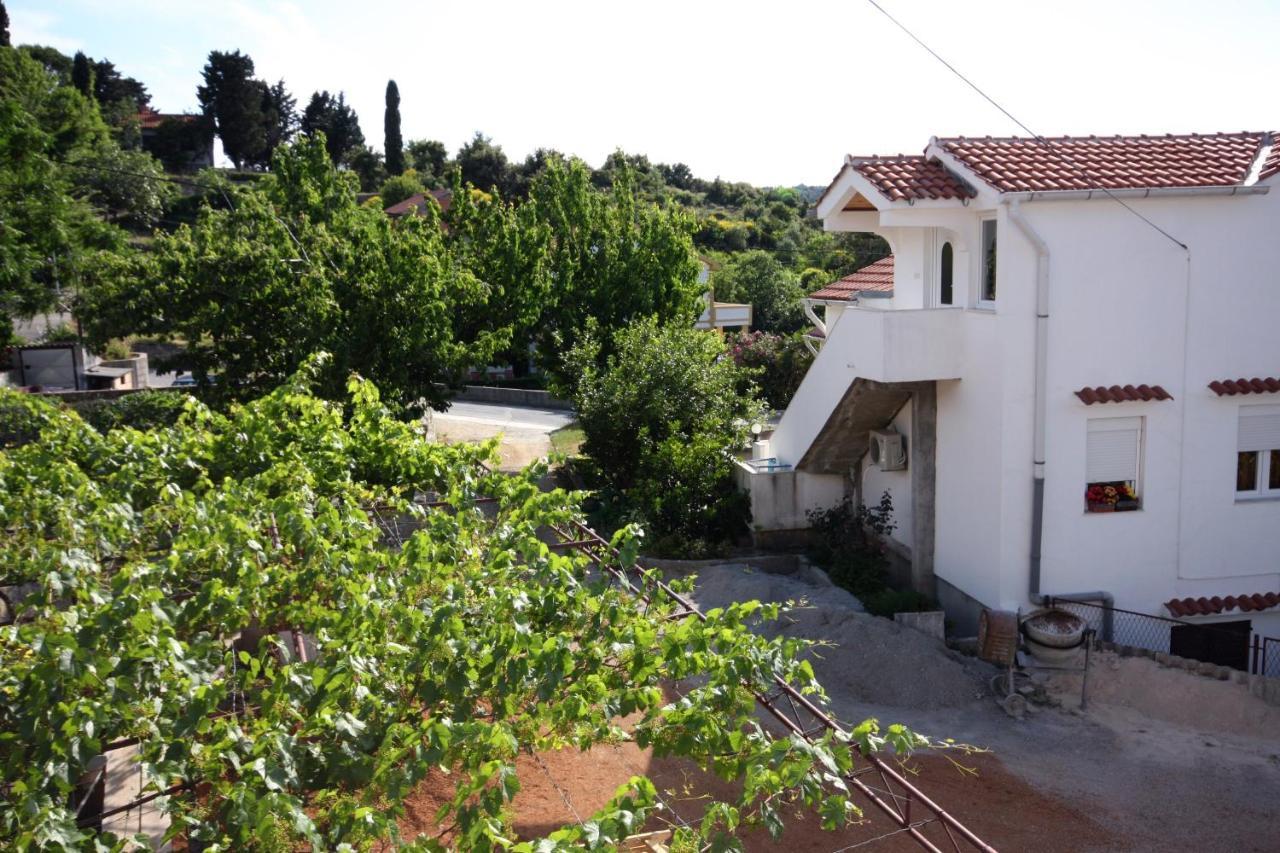 Apartments By The Sea Kampor, Rab - 4986 المظهر الخارجي الصورة